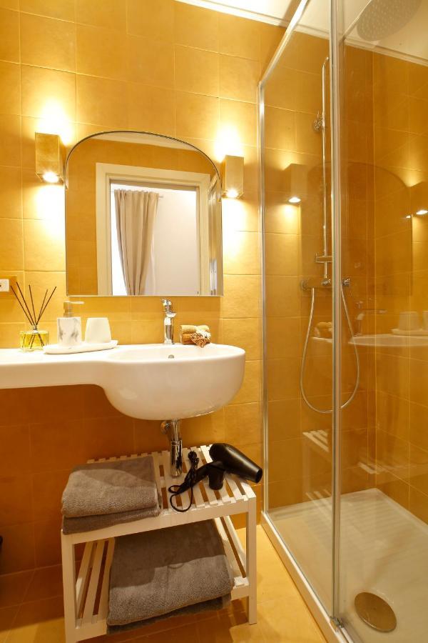 Breathe Liguria - Lucy 1 Bedroom And 1 In A Newly Renovated Nineteenth-century Building In The Historic Center Near The Sea Affittacamere *